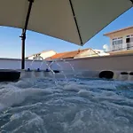 T&a With Jacuzzi And Barbecue Apartament
